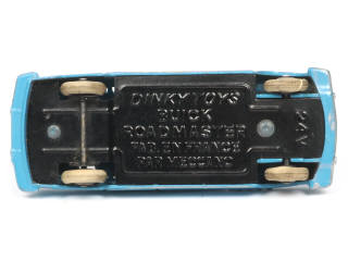 Lot 285 - DINKY TOYS (FRANCE) (1)
