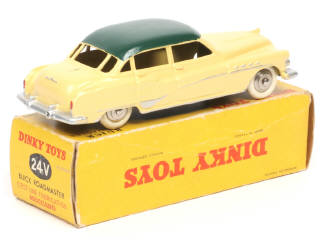 Lot 286 - DINKY TOYS (FRANCE) (1)