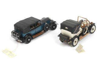 Lot 105 - FRANKLIN MINT (USA) (2)