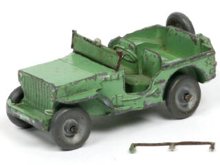 Lot 382 - DINKY TOYS (FRANCE) (1)