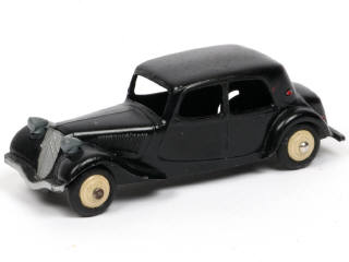 Lot 383 - DINKY TOYS (FRANCE) (1)