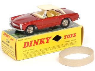 Lot 430 - DINKY TOYS (FRANCE) (1)