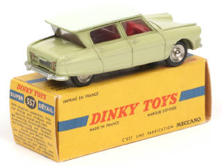 Lot 424 - DINKY TOYS (FRANCE) (1)
