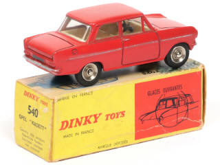Lot 438 - DINKY TOYS (FRANCE) (1)