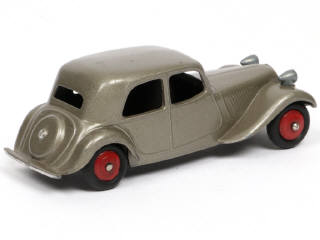 Lot 384 - DINKY TOYS (FRANCE) (1)