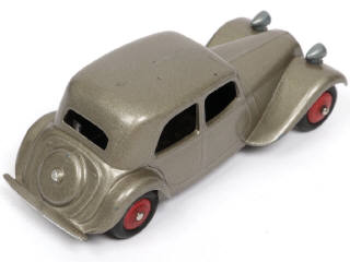 Lot 384 - DINKY TOYS (FRANCE) (1)