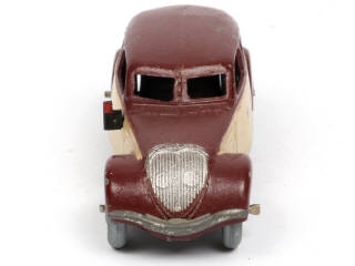 Lot 377 - DINKY TOYS (FRANCE) (1)