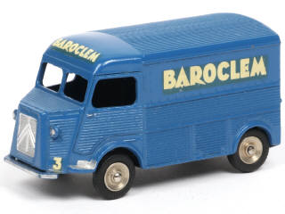 Lot 449 - DINKY TOYS (FRANCE) (1)