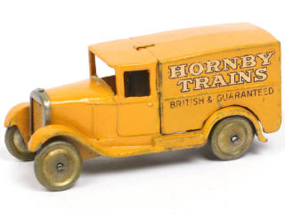 Lot 481 - DINKY TOYS (GB) (1)