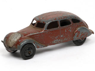 Lot 376 - DINKY TOYS (FRANCE) (1)