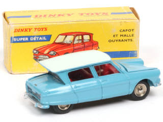 Lot 425 - DINKY TOYS (FRANCE) (1)