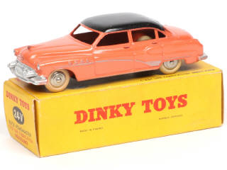 Lot 411 - DINKY TOYS (FRANCE) (1)