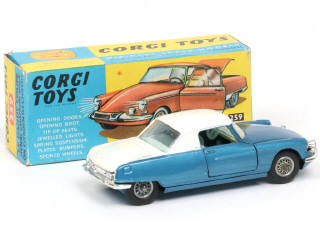 Lot 352 - CORGI TOYS (GB) (1)