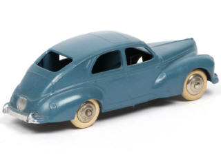 Lot 388 - DINKY TOYS (FRANCE) (1)