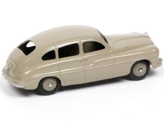 Lot 387 - DINKY TOYS (FRANCE) (1)