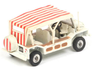 Lot 531 - DINKY TOYS (GB) (1)