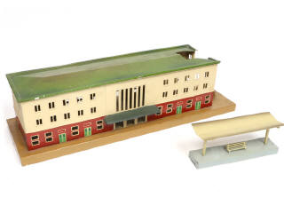 Lot 25 - MÄRKLIN 'HO' (ALLEMAGNE) (2)