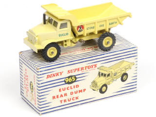 Lot 291 - DINKY TOYS (GB) (1)
