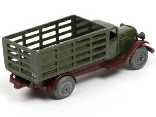 Lot 296 - DINKY TOYS (1)