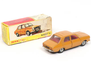 Lot 221 - DINKY TOYS (FRANCE) (1)
