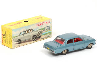 Lot 229 - DINKY TOYS (FRANCE) (1)