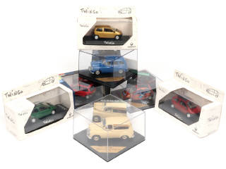 Lot 110 - DIVERS (7)