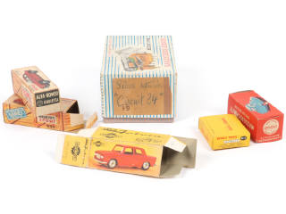 Lot 102 - DIVERS (6)