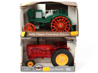Lot 80 - ERTL (USA) (2)