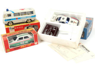 Lot 63 - DIVERS (ASIE) (3)