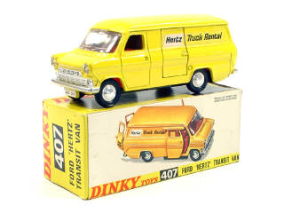 Lot 817 - DINKY TOYS GB (1)