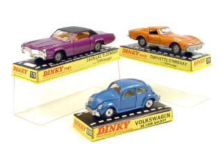 Lot 829 - DINKY TOYS (GB) (3)
