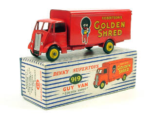 Lot 806 - DINKY TOYS GB (1)