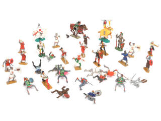 Lot 31 - DIVERS (37)