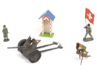 Lot 23 - DIVERS (5)