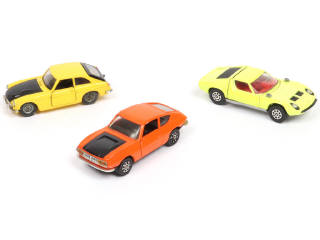 Lot 245 - CORGI TOYS (GB) (3)