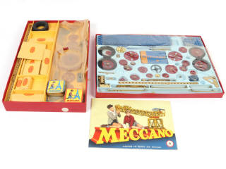 Lot 69 - MECCANO (FRANCE) (2)