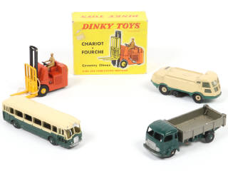 Lot 229 - DINKY TOYS (FRANCE) (4)