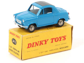 Lot 195 - DINKY TOYS (FRANCE) (1)