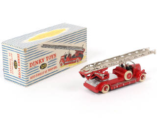 Lot 204 - DINKY TOYS (FRANCE) (1)
