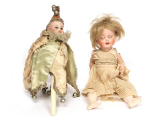 Lot 107 - DIVERS (2)