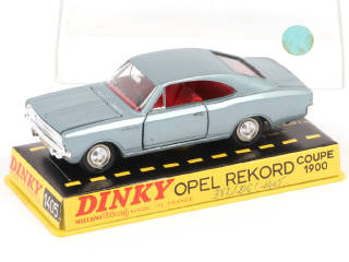 Lot 272 - DINKY TOYS (FRANCE) (1)