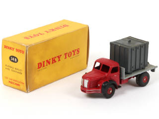 Lot 292 - DINKY TOYS (FRANCE) (1)