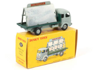 Lot 290 - DINKY TOYS (FRANCE) (1)