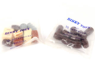 Lot 267 - DINKY TOYS (FRANCE) (2)