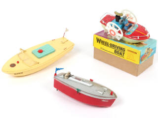 Lot 46 - DIVERS (3)