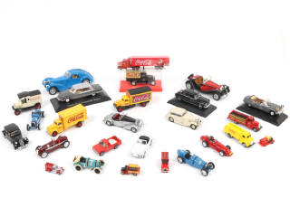 Lot 100 - DIVERS (26)