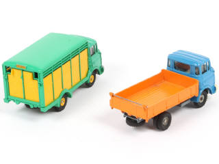 Lot 268 - DINKY TOYS (FRANCE) (2)