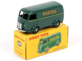 Lot 216 - DINKY TOYS (FRANCE) (1)