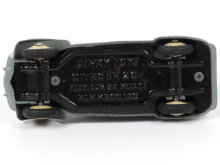 Lot 211 - DINKY TOYS (FRANCE) (1)