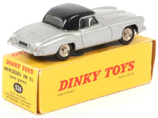 Lot 228 - DINKY TOYS (FRANCE) (1)